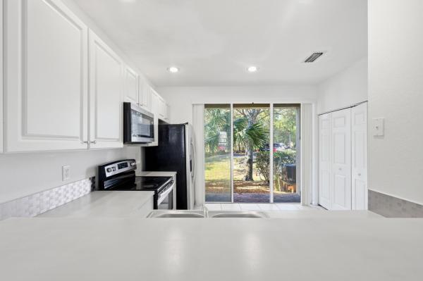 Park Place At Plantation, 687 NW 42nd Ave, Plantation, Florida 33317, image 1