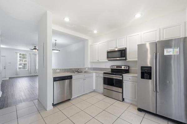 Park Place At Plantation, 687 NW 42nd Ave, Plantation, Florida 33317, image 1