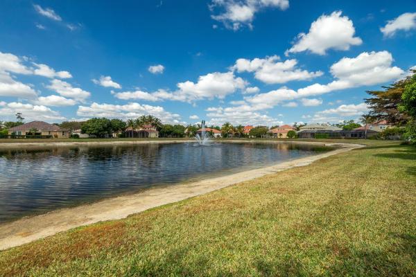 Hamilton Bay, 3887 Hamilton Ky, West Palm Beach, Florida 33411, image 1