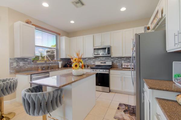 Hamilton Bay, 3887 Hamilton Ky, West Palm Beach, Florida 33411, image 2
