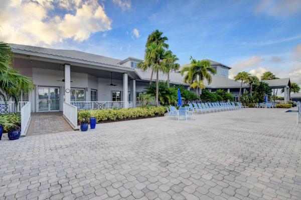 Sandpiper At Baywinds, 9503 Sandpiper Ln, West Palm Beach, Florida 33411, image 1