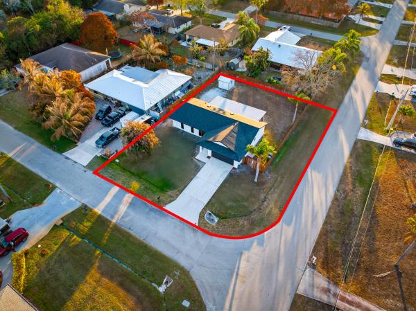 2202 SE Glover St, Port St. Lucie, Florida 34984, image 1