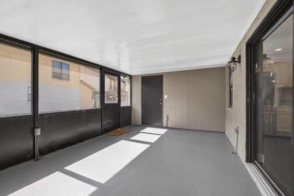 Sandtree Townhouses, 326 Sandtree Dr, Palm Beach Gardens, Florida 33403, image 1