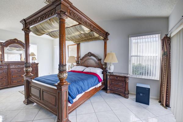The Grove At Boynton Beach, 9651 Honeybell Cir, Boynton Beach, Florida 33437, image 2