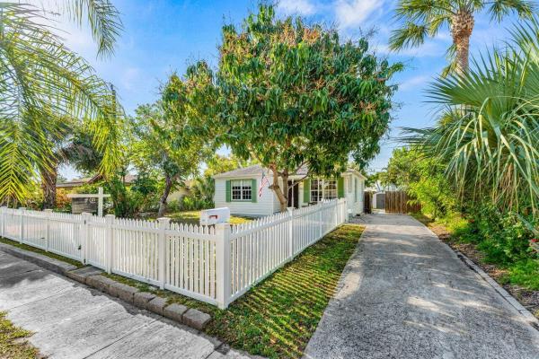 Hillside Park, 810 Franklin Rd, West Palm Beach, Florida 33405, image 1