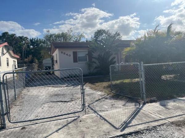 Palm Beach Villas, 5840 S 38th Ct, Greenacres, Florida 33463, image 2