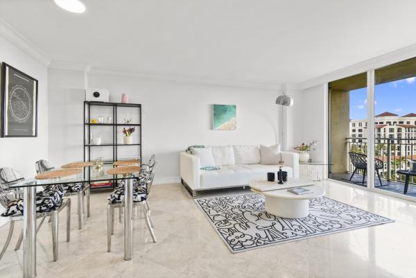 Palmetto Place, 99 SE Mizner Blvd #813, Boca Raton, Florida 33432, image 1