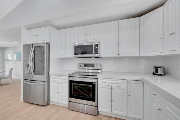 New Floresta, 2824 NW 28th St, Boca Raton, Florida 33434, image 1