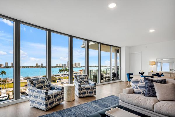 220 Lake Shore Dr #502, Palm Beach Gardens, Florida 33403, image 3