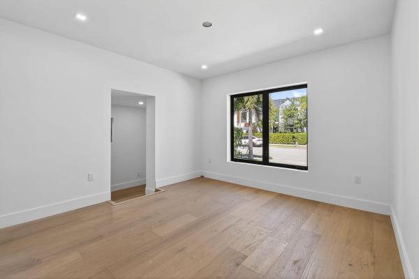 Broadmoor, 326 Palmetto St, West Palm Beach, Florida 33405, image 3