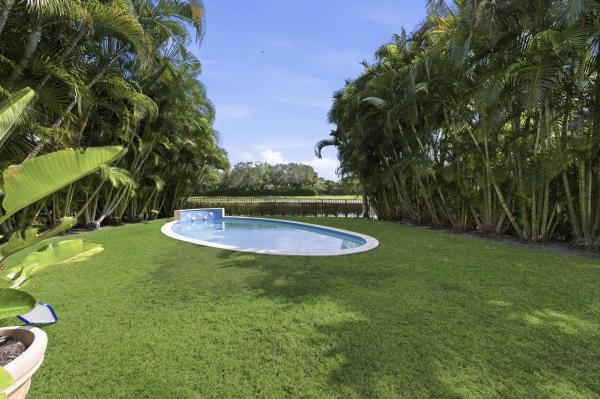 Villa Vizcaya, 401 Via Placita, Palm Beach Gardens, Florida 33418, image 2