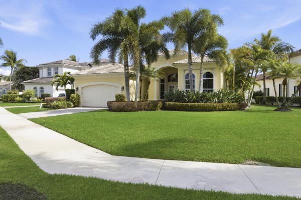 Villa Vizcaya, 401 Via Placita, Palm Beach Gardens, Florida 33418, image 3