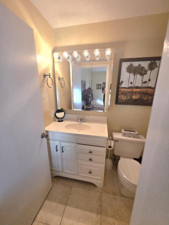 Waterside Village Of Palm Beach, 311 Waterside Dr, Hypoluxo, Florida 33462, image 3