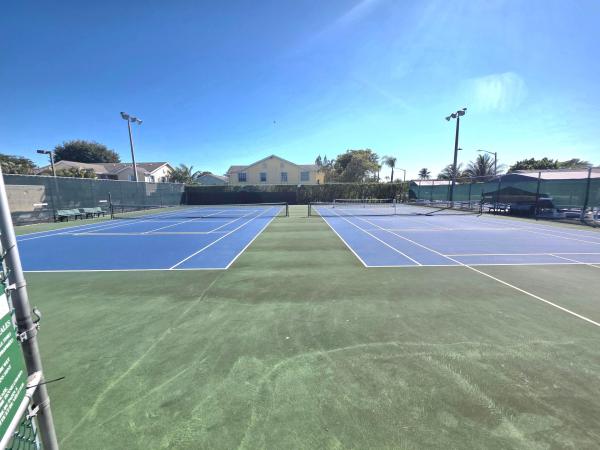 Waterside Village Of Palm Beach, 311 Waterside Dr #9C, Hypoluxo, Florida 33462, image 1