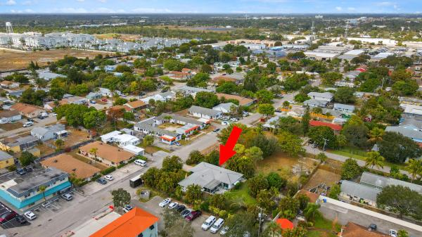 Mantyharju Lantana, 426 N 5th St, Lantana, Florida 33462, image 2