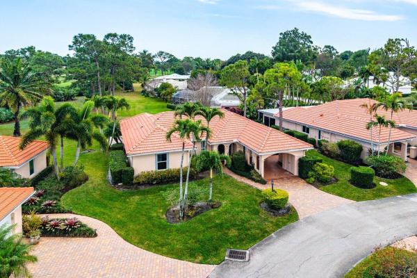 Delray Dunes Fairway Villas, 2 Fairway Dr, Boynton Beach, Florida 33436, image 2