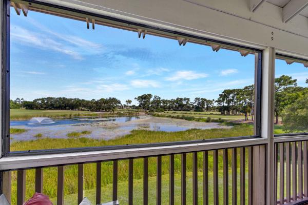 Golf Villas, 348 Brackenwood Cir, Palm Beach Gardens, Florida 33418, image 1