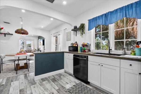Omar, 815 Omar Rd, West Palm Beach, Florida 33405, image 3