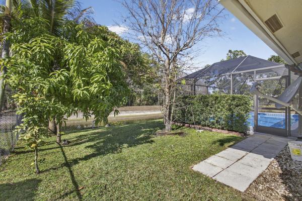 221 Cypress Trce, West Palm Beach, Florida 33411, image 1