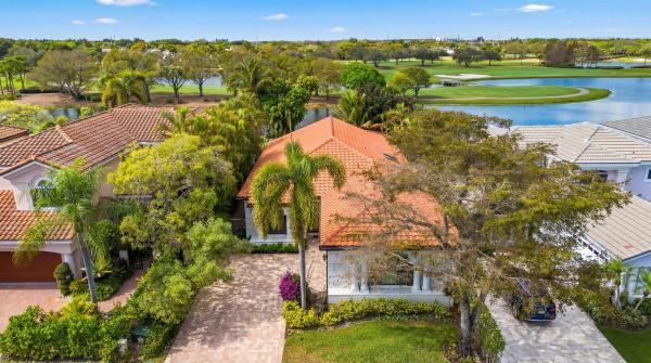 Regent's Place, 2055 Regents Blvd, West Palm Beach, Florida 33409, image 2