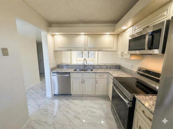 Whitehall, 3826 Whitehall Dr #305, West Palm Beach, Florida 33401, image 1