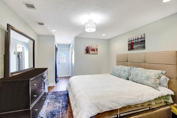 62 Barbados Dr, Lake Worth Beach, Florida 33461, image 1