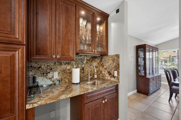 Preston, 168 Thornton Dr, Palm Beach Gardens, Florida 33418, image 3