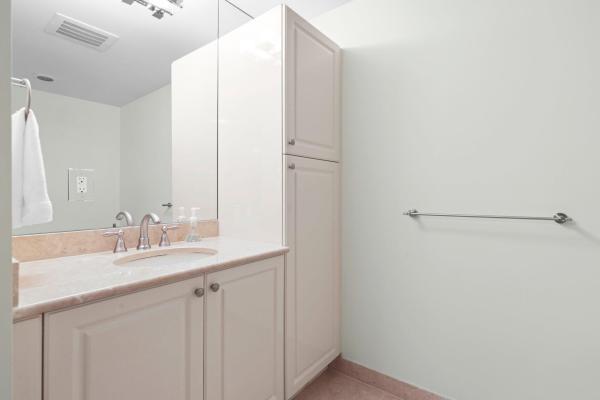 200 East Palmetto Park, 200 E Palmetto Park Rd #19, Boca Raton, Florida 33432, image 1