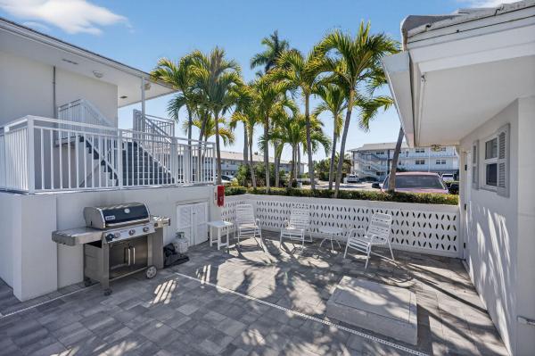 Marina Harbour South, 100 Lehane Ter #28, North Palm Beach, Florida 33408, image 1