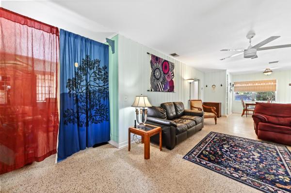 Lake Worth Town, 411 N Lakeside Dr, Lake Worth Beach, Florida 33460, image 1