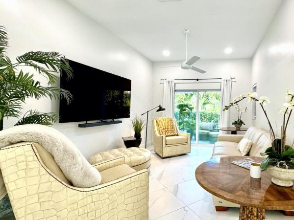 Delray Lakes Estates, 15240 Tall Oak Ave, Delray Beach, Florida 33446, image 1