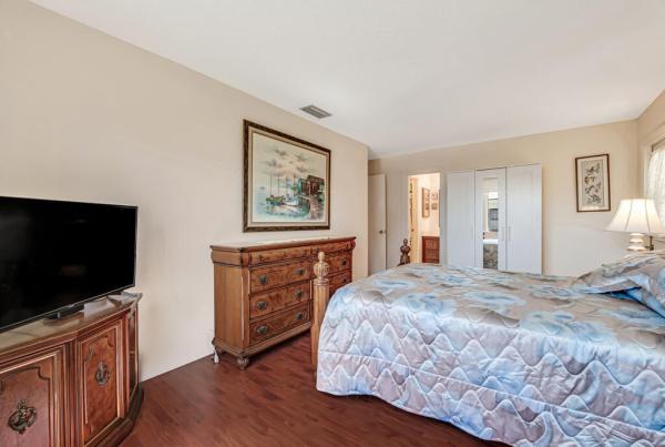 7206 W Oakridge Cir #D, Lake Worth Beach, Florida 33462, image 1