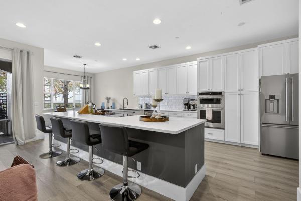 Carriage Pointe Townhomes, 12 Nottingham Pl, Boynton Beach, Florida 33426, image 1