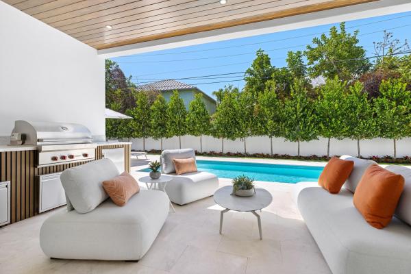 Boca Villas, 1051 NE 2nd Ter, Boca Raton, Florida 33432, image 1