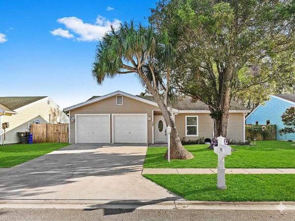 Countrywood, 7902 Burlwood Ln, Lake Worth, Florida 33467, image 1