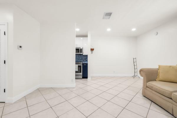 Golden Arrow, 299 SW 7th St #1060, Boca Raton, Florida 33432, image 3