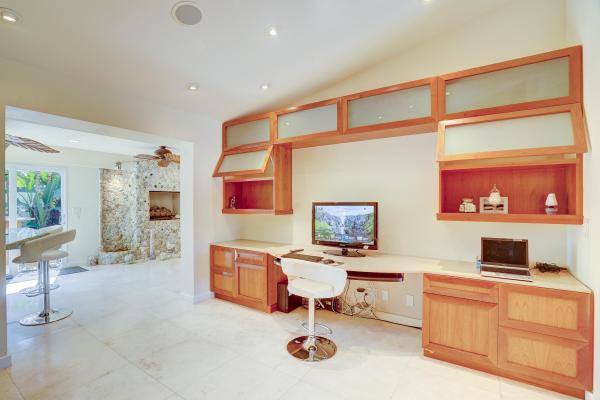 Palm Beach Isles, 1191 Emerald Ln, Riviera Beach, Florida 33404, image 1