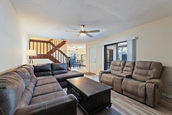 Camelot Gardens, 402 SE Castle Ct, Port St. Lucie, Florida 34952, image 2