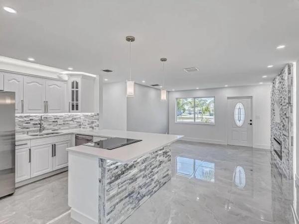 855 Date Palm Dr, Lake Park, Florida 33403, image 1