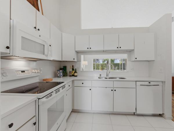 The Isles Of Aberdeen, 6367 Long Key Ln, Boynton Beach, Florida 33472, image 2