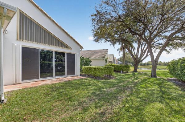 Hampton Fairways At Indian Spring, 11893 Fountainside Cir, Boynton Beach, Florida 33437, image 3