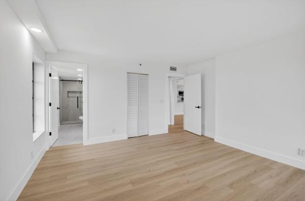 Huntington Lakes 1, 14475 Strathmore Ln #808, Delray Beach, Florida 33446, image 2
