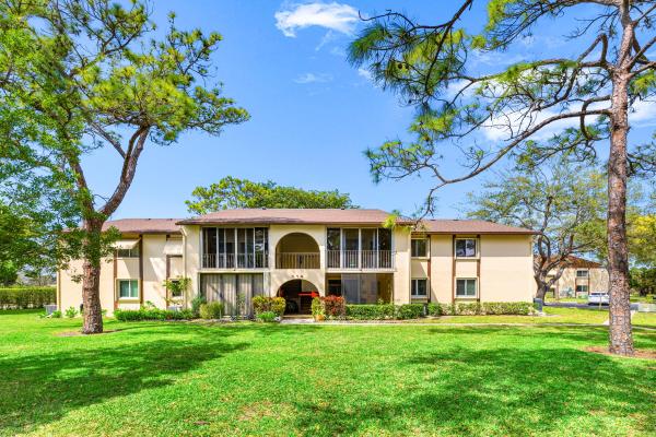 Pine Ridge South 1, 114 Lake Pine Cir #B-1, Greenacres, Florida 33463, image 2