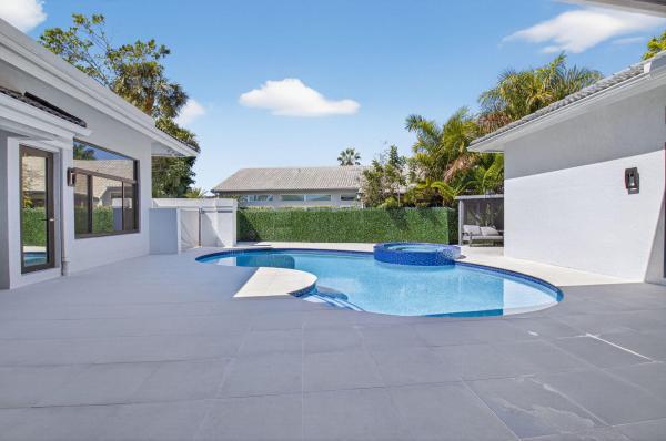 Encantada At Boca Pointe, 7075 Siena Ct, Boca Raton, Florida 33433, image 3