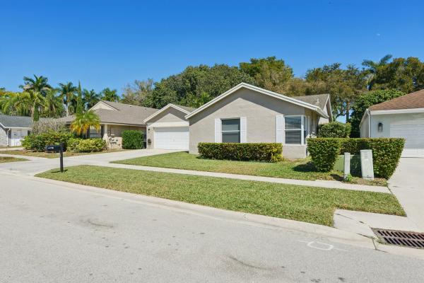 Country Landing 3 At Loggers Run, 21024 Country Creek Dr, Boca Raton, Florida 33428, image 2
