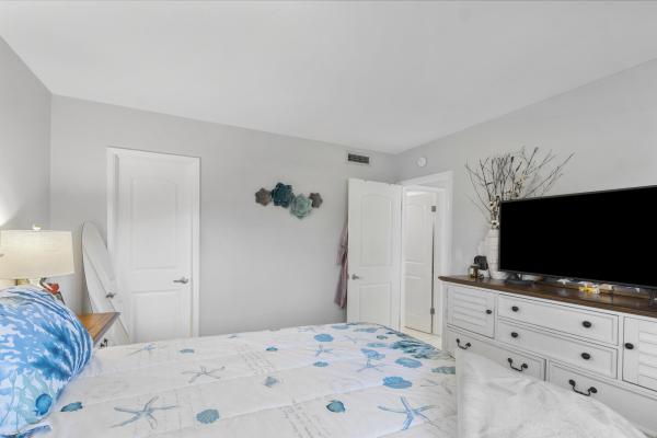 Garden Aire Village South, 2350 NE 14th St Cswy #209, Pompano Beach, Florida 33062, image 1