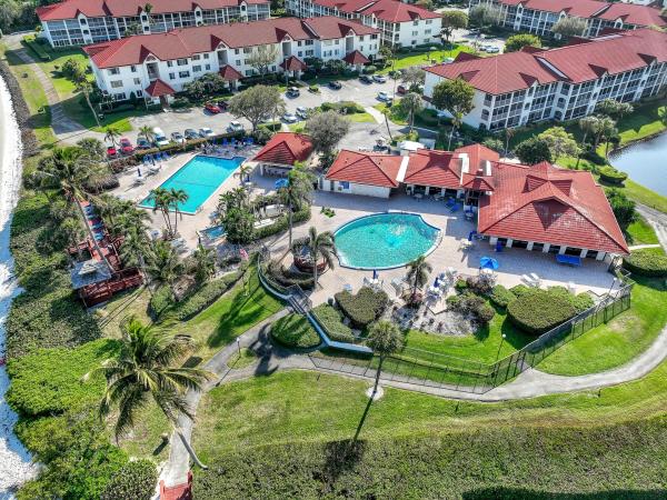 Half Moon Bay, 105 Half Moon Cir #F1, Hypoluxo, Florida 33462, image 3