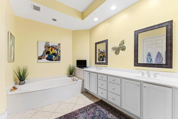 112 Palm Point Cir #D, Palm Beach Gardens, Florida 33418, image 1