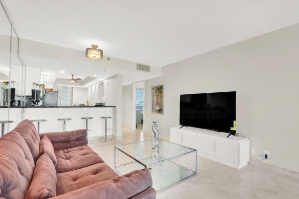 Yacht & Racquet Club Of Boca Raton, 2687 N Ocean Blvd #3060, Boca Raton, Florida 33431, image 3
