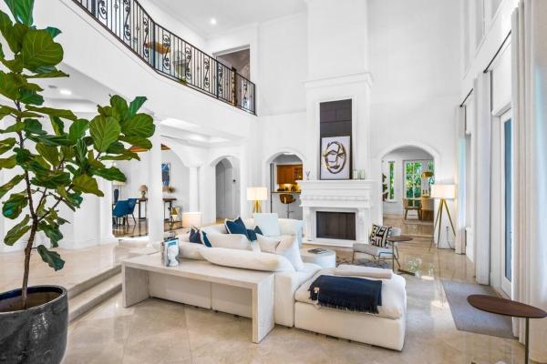 Hypoluxo Island, 350 E Ocean Ave, Lantana, Florida 33462, image 1